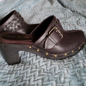 American Eagle with 3" heels